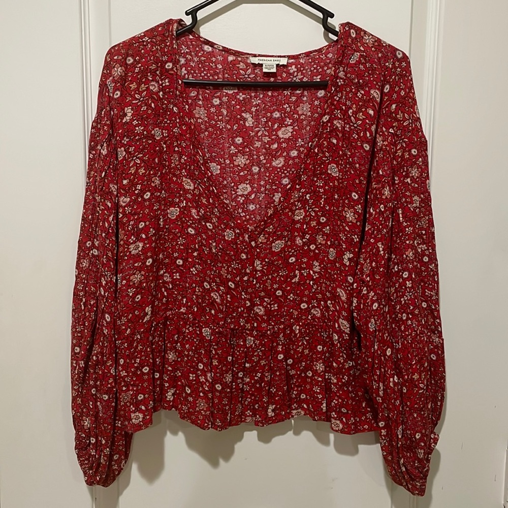 American Eagle Floral Peplum Top